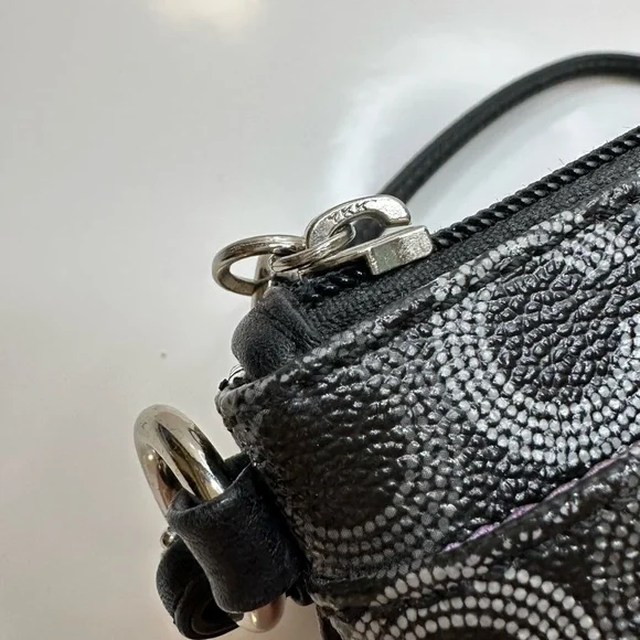 Coach Coated Canvas Wristlet – Dotted Signature – Excellent Condition - Picture 6 of 8